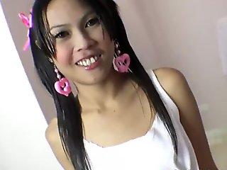 Lesbea Petite Russian nympho Gina Gerson eating out horny Thai girlfriend